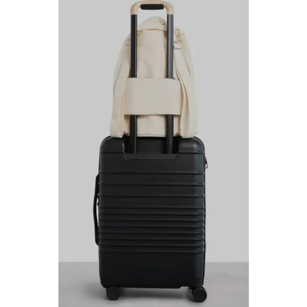 NWT BEIS The High-brid Mesh Backpack in Beige - Picture 8 of 13